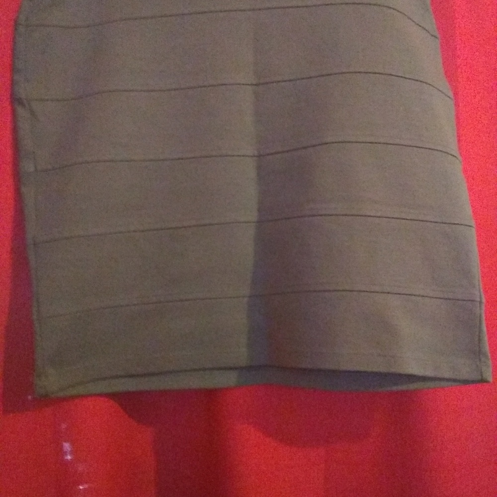 Forever 21+ skirt